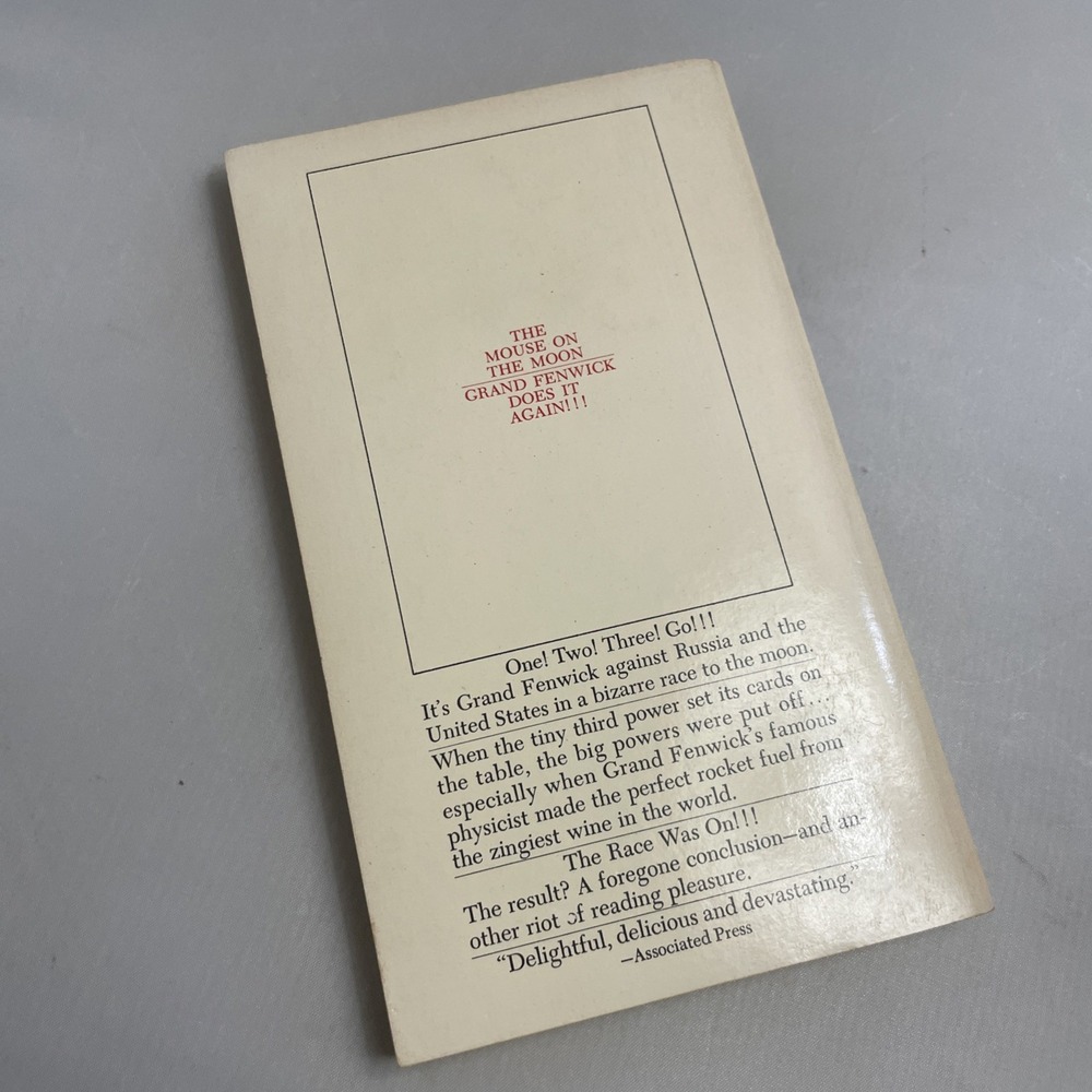 The Mouse on the Moon by Leonard Wibberley 1971 Bantam Books Paperback - Picture 6 of 13